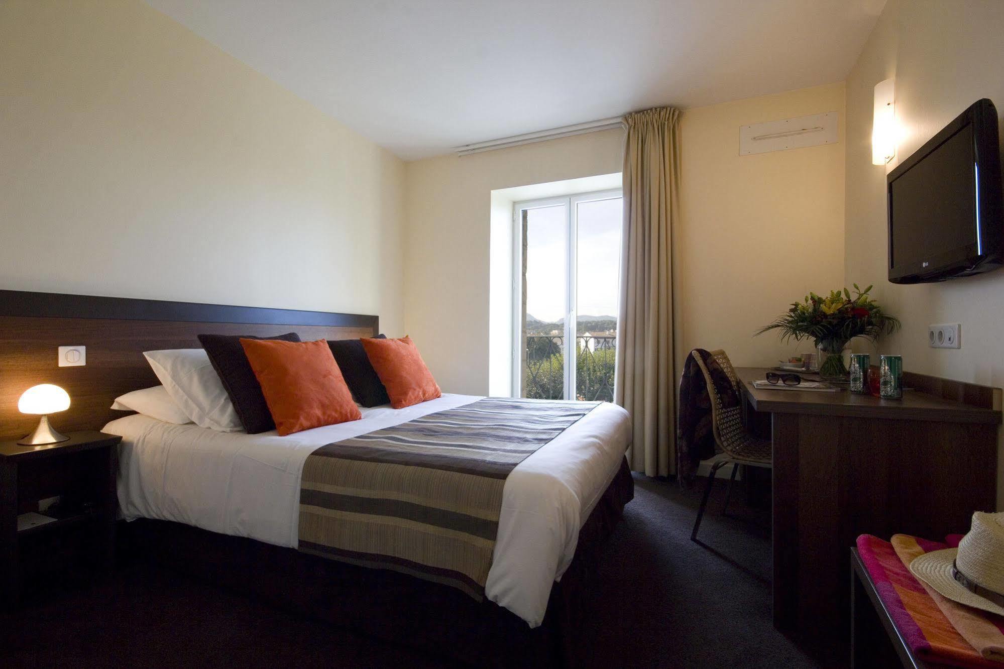 Hotel Le Relais Saint-Jacques Екстериор снимка